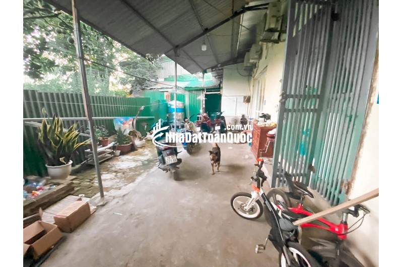 Bán nhà gấp Ngõ 156 Tam Trinh,Hoàng Mai - Diện tích 36m2 - Ôtô đỗ cửa cách 15m - Ngõ thông - Có sân để xe - 1,7 tỷ
